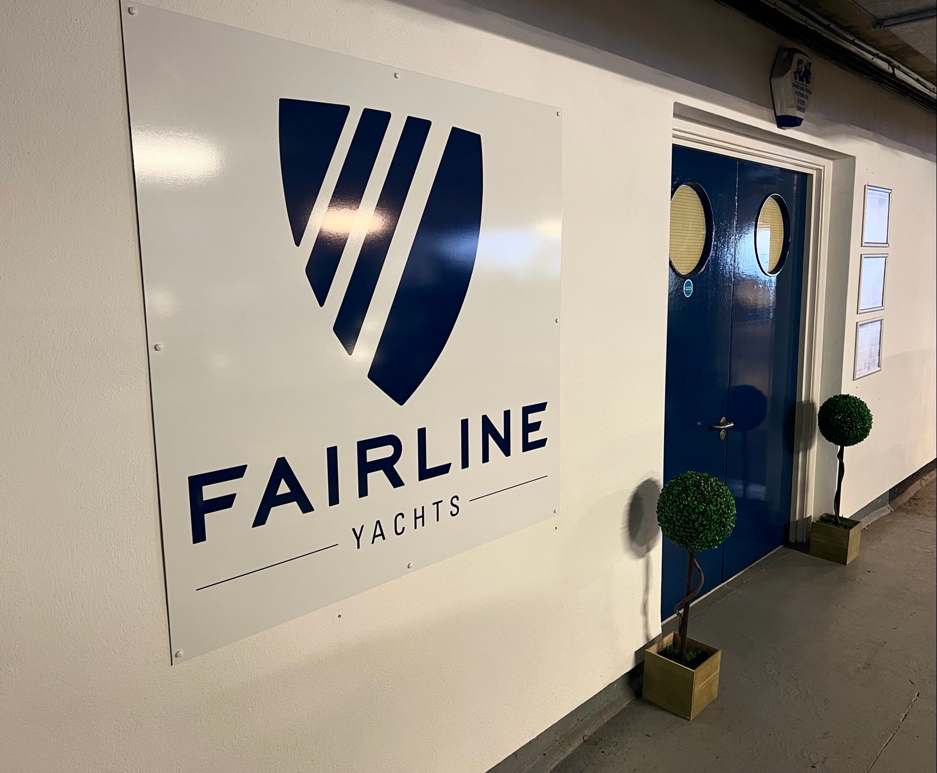 fairline yachts head office